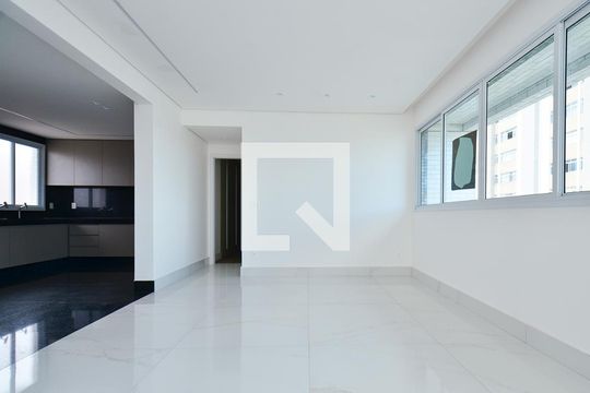 Apartamento para alugar com 4 quartos, 139m² em Cidade Nova, Belo Horizonte