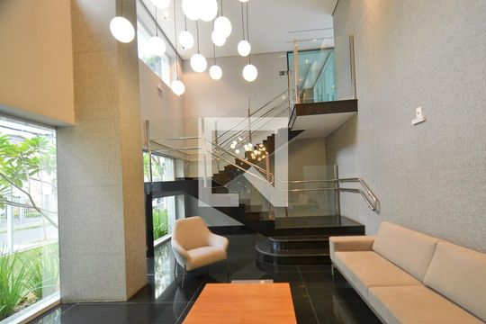 Hall de entrada de apartamento para alugar com 4 quartos, 139m² em Cidade Nova, Belo Horizonte