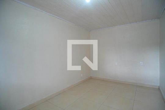 Quarto de casa para alugar com 1 quarto, 70m² em Industrial, Novo Hamburgo