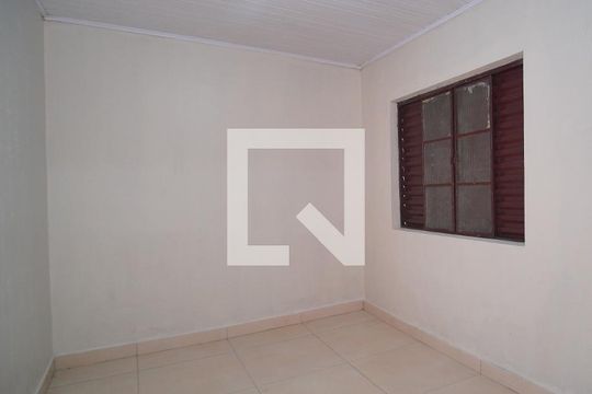 Quarto de casa para alugar com 1 quarto, 70m² em Industrial, Novo Hamburgo
