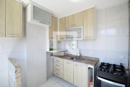 Cozinha de apartamento para alugar com 2 quartos, 72m² em Taquara, Rio de Janeiro