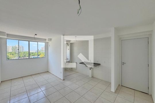 Sala de apartamento à venda com 2 quartos, 45m² em Recreio dos Bandeirantes, Rio de Janeiro
