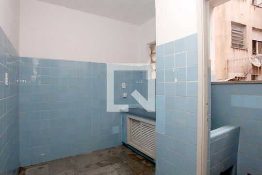 Cozinha e Área de Serviço de apartamento à venda com 1 quarto, 28m² em Centro Histórico, Porto Alegre