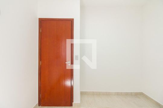 Quarto 1 de apartamento para alugar com 2 quartos, 50m² em Vila Carrão, São Paulo