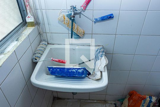 Cozinha e Área de Serviço de apartamento à venda com 2 quartos, 51m² em Vila Inglesa, São Paulo