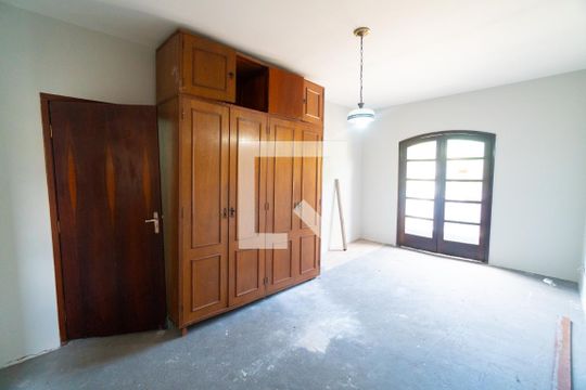 Suite 1 de casa para alugar com 3 quartos, 230m² em Jabaquara, São Paulo