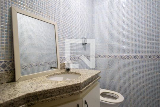 Lavabo de apartamento para alugar com 4 quartos, 220m² em Recreio dos Bandeirantes, Rio de Janeiro