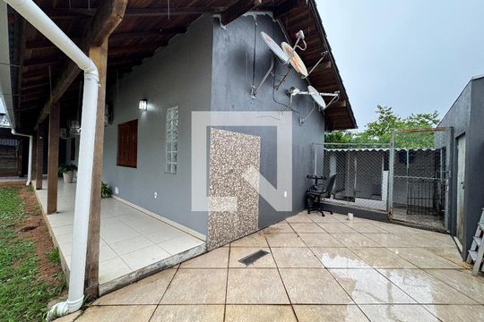 Área Externa de casa à venda com 3 quartos, 942m² em Feitoria, São Leopoldo
