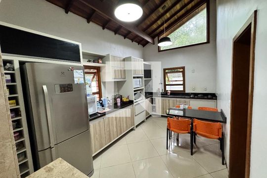 Cozinha de casa à venda com 3 quartos, 942m² em Feitoria, São Leopoldo
