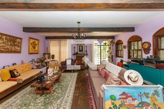 Sala 1 de casa à venda com 5 quartos, 316m² em Vila Paris, Belo Horizonte