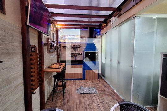 Churrasqueira de casa à venda com 3 quartos, 135m² em Igara, Canoas