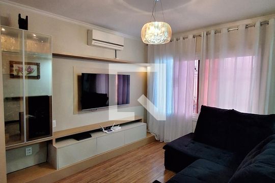 Sala de casa à venda com 3 quartos, 135m² em Igara, Canoas