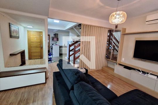 Sala de casa à venda com 3 quartos, 135m² em Igara, Canoas