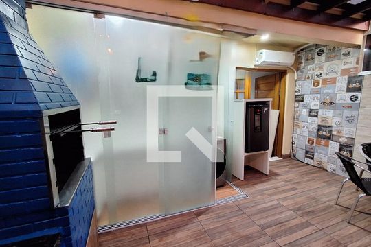 Churrasqueira de casa à venda com 3 quartos, 135m² em Igara, Canoas