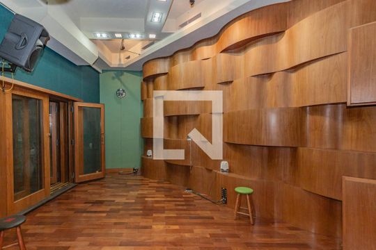 Studio de casa à venda com 4 quartos, 799m² em Liberdade, São Paulo