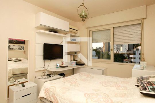 Quarto 2 de apartamento à venda com 3 quartos, 144m² em Rio Branco, Porto Alegre