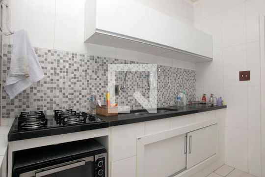 Cozinha de apartamento à venda com 3 quartos, 144m² em Rio Branco, Porto Alegre