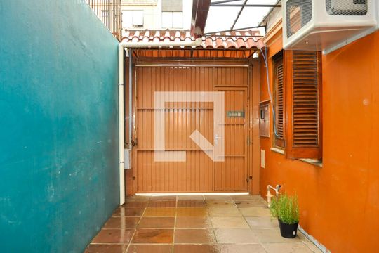 Área comum de casa à venda com 5 quartos, 160m² em Menino Deus, Porto Alegre
