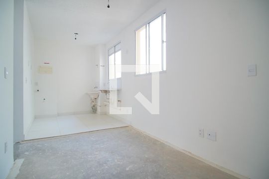 Sala de apartamento à venda com 2 quartos, 42m² em Rubem Berta, Porto Alegre