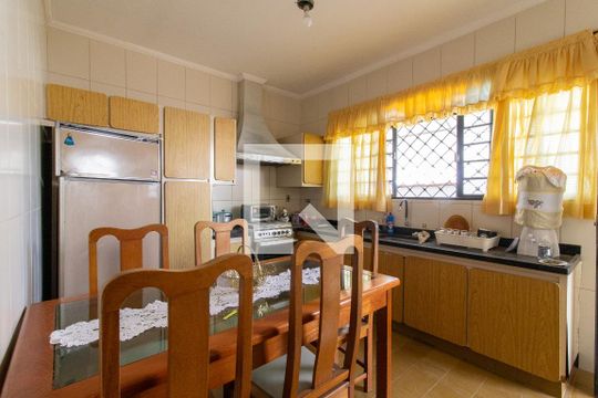 Cozinha de casa à venda com 4 quartos, 195m² em Parque Taquaral, Campinas