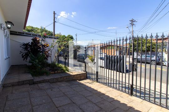 Área comum de casa à venda com 4 quartos, 195m² em Parque Taquaral, Campinas