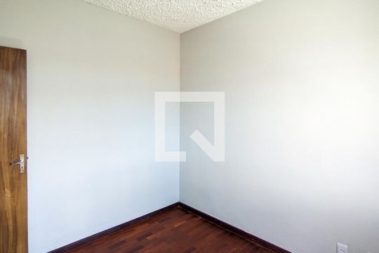 Quarto de apartamento para alugar com 2 quartos, 71m² em Pompéia, Belo Horizonte