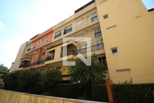 Fachada de apartamento à venda com 2 quartos, 80m² em Taquara, Rio de Janeiro