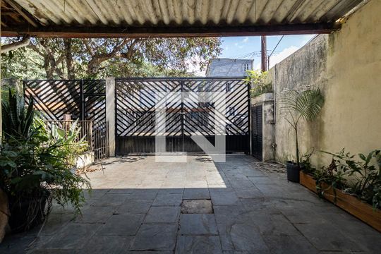 Garagem de casa à venda com 3 quartos, 256m² em Sacomã, São Paulo
