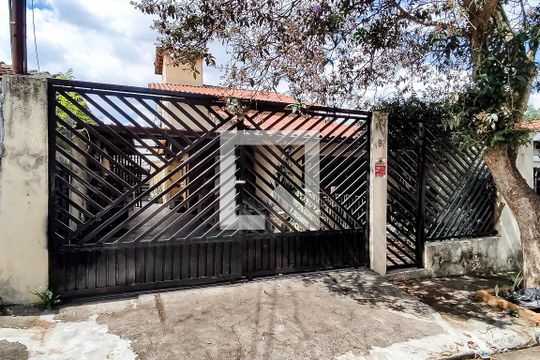 Fachada de casa à venda com 3 quartos, 256m² em Sacomã, São Paulo