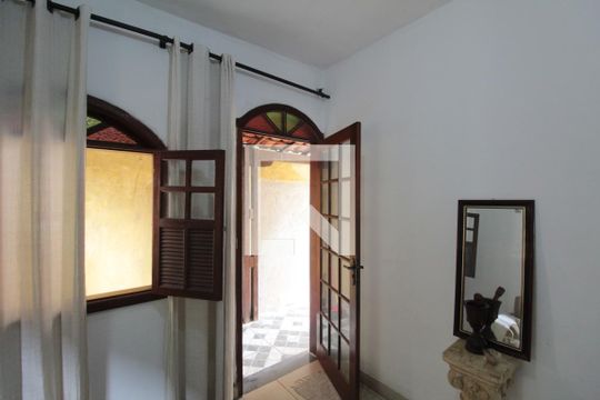 Sala de casa à venda com 5 quartos, 360m² em Floramar, Belo Horizonte