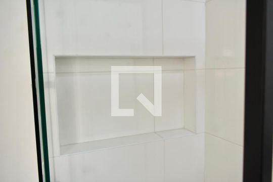 Banheiro de kitnet/studio para alugar com 0 quarto, 25m² em Vila da Saúde, São Paulo
