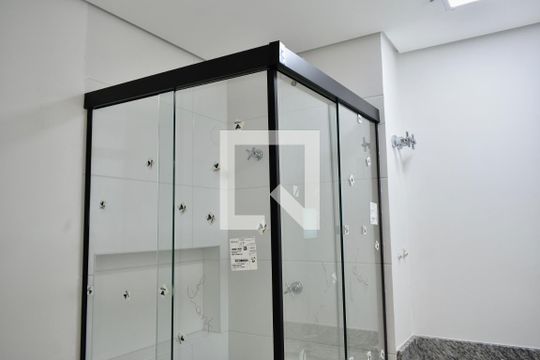 Banheiro de kitnet/studio para alugar com 0 quarto, 25m² em Vila da Saúde, São Paulo