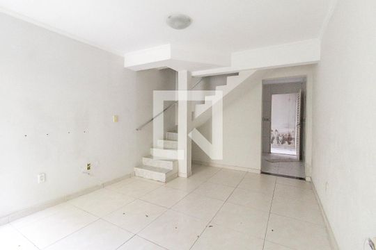 Sala de casa de condomínio à venda com 2 quartos, 62m² em Jardim Norma, São Paulo