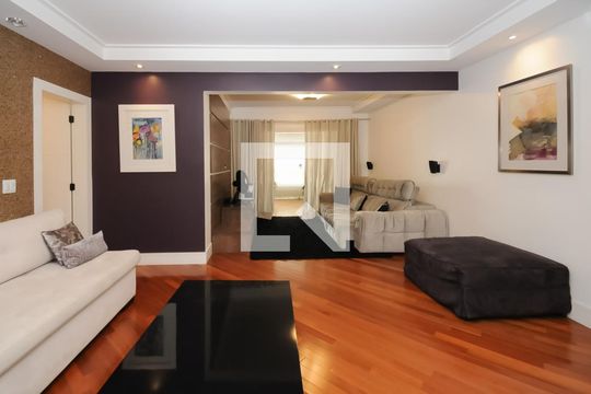 Apartamento para alugar com 4 quartos, 203m² em Jardim do Mar, São Bernardo do Campo