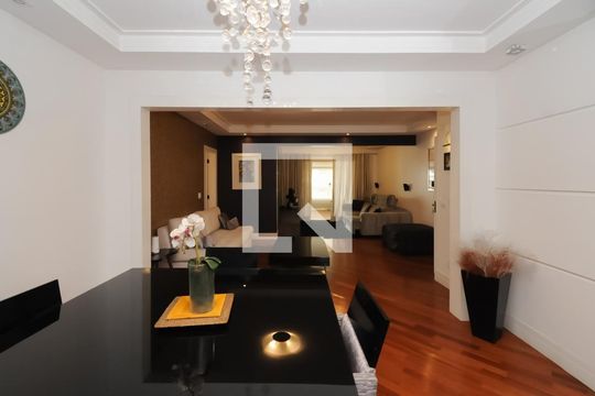 Sala de apartamento à venda com 4 quartos, 203m² em Jardim do Mar, São Bernardo do Campo