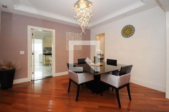 Sala de apartamento à venda com 4 quartos, 203m² em Jardim do Mar, São Bernardo do Campo