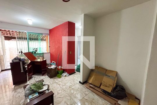 Sala de apartamento para alugar com 2 quartos, 90m² em Santa Cruz Industrial, Contagem
