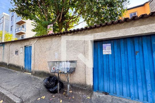 Fachada  de apartamento para alugar com 2 quartos, 90m² em Santa Cruz Industrial, Contagem