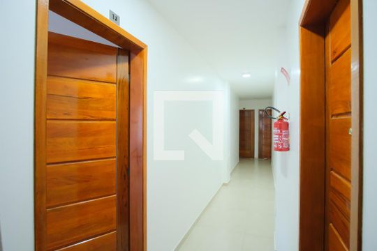 Área comum de casa de condomínio para alugar com 2 quartos, 42m² em Vila Granada, São Paulo