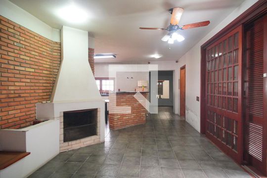 Sala de casa à venda com 5 quartos, 300m² em Vila Rosa, Novo Hamburgo