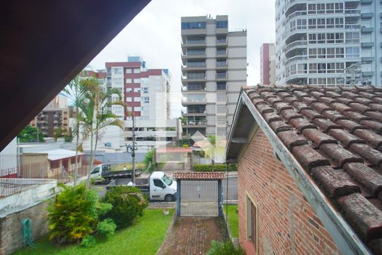 Vista do Quarto 1 de casa à venda com 5 quartos, 300m² em Vila Rosa, Novo Hamburgo