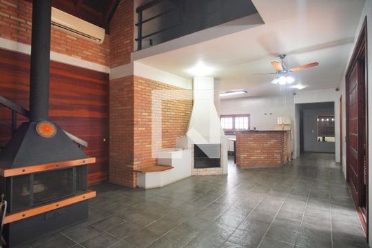 Casa à venda com 5 quartos, 300m² em Vila Rosa, Novo Hamburgo