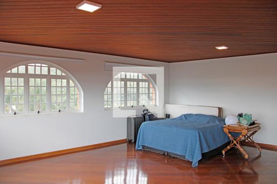 Sala 2 de casa de condomínio para alugar com 3 quartos, 779m² em Condomínio Estância Marambaia, Vinhedo