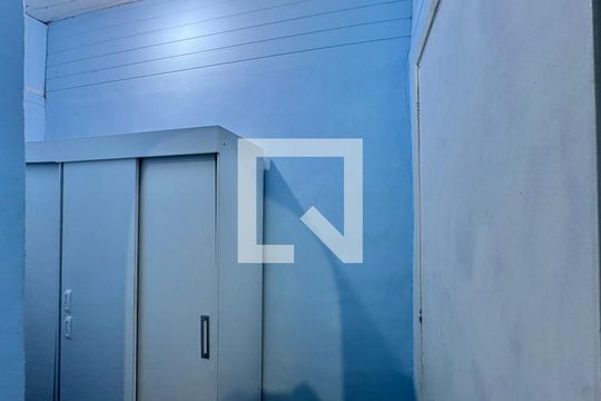 Corredor de casa para alugar com 1 quarto, 55m² em Recreio dos Bandeirantes, Rio de Janeiro