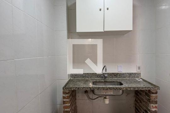 Cozinha de casa para alugar com 1 quarto, 30m² em Recreio dos Bandeirantes, Rio de Janeiro