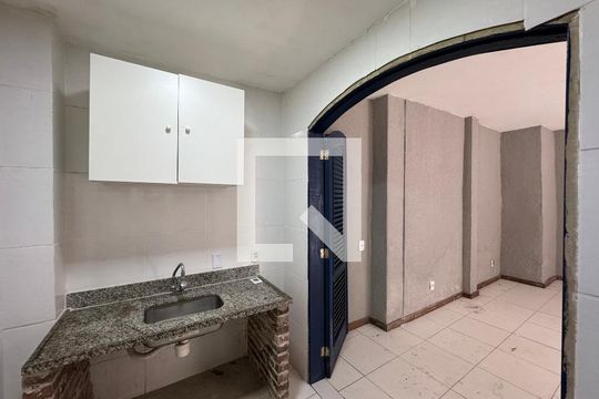 Cozinha de casa para alugar com 1 quarto, 30m² em Recreio dos Bandeirantes, Rio de Janeiro