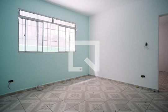 Sala de casa para alugar com 2 quartos, 100m² em Jardim Três Marias, São Paulo