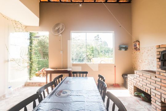 Espaço Gourmet de casa para alugar com 3 quartos, 450m² em Jardim Fonte Áurea, Poá