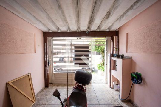 Garagem de casa à venda com 3 quartos, 118m² em Parque Neide, São Bernardo do Campo