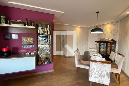 Sala de apartamento à venda com 3 quartos, 134m² em Vila Assunção, Santo André